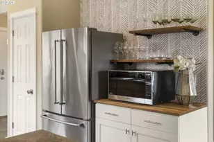 131 SW Oliver Ct, Dundee, OR 97115 - Photo 9