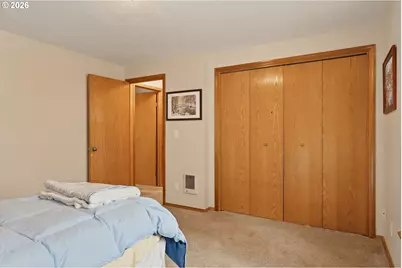 1528 SW Harbor Dr, McMinnville, OR 97128 - Photo 17