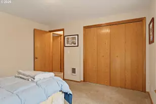 1528 SW Harbor Dr, McMinnville, OR 97128 - Photo 17