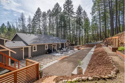 322 Round Prairie Rd, Wilderville, OR 97543 - Photo 31