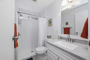 1199 N Terry St, Eugene, OR 97402 - Photo 19