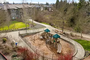 635 NW Lost Springs Terrace, Portland, OR 97229 - Photo 27