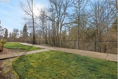 635 NW Lost Springs Ter #401, Portland, OR 97229 - Photo 27