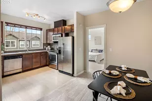 635 NW Lost Springs Terrace, Portland, OR 97229 - Photo 9