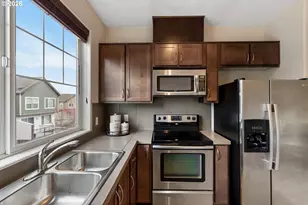 635 NW Lost Springs Terrace, Portland, OR 97229 - Photo 11