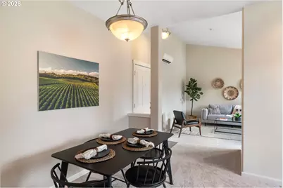 635 NW Lost Springs Ter #401, Portland, OR 97229 - Photo 7