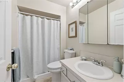 15765 SW Greens Way, Portland, OR 97224 - Photo 25