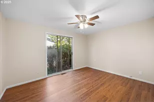 1564 NW Spray Ct, Roseburg, OR 97471 - Photo 17