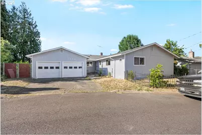 1564 NW Spray Ct, Roseburg, OR 97471 - Photo 1