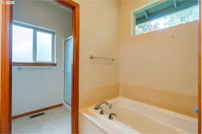 1969 NW Woodland Dr, McMinnville, OR 97128 - Photo 33