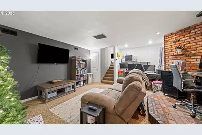 370 SE 9th Dr, Hermiston, OR 97838 - Photo 17