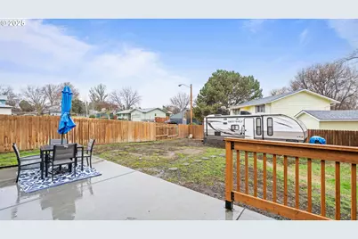 370 SE 9th Dr, Hermiston, OR 97838 - Photo 31