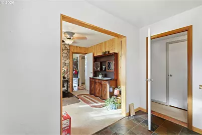 76306 Jasper Dr, Oakridge, OR 97463 - Photo 5