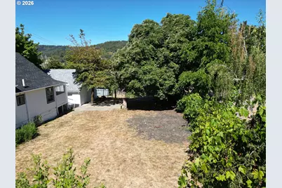 1468 SE Thompson St, Roseburg, OR 97470 - Photo 37