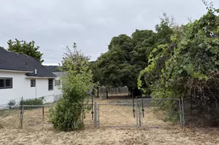 1468 SE Thompson St, Roseburg, OR 97470 - Photo 47