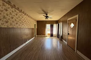 1468 SE Thompson St, Roseburg, OR 97470 - Photo 5