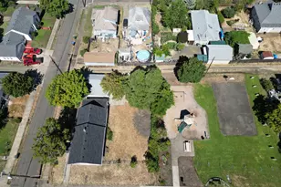 1468 SE Thompson St, Roseburg, OR 97470 - Photo 33