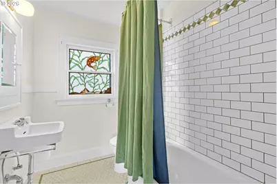 4326 SE Main St, Portland, OR 97215 - Photo 9