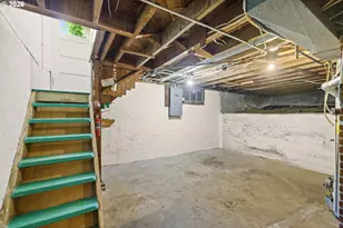 4326 SE Main St, Portland, OR 97215 - Photo 19