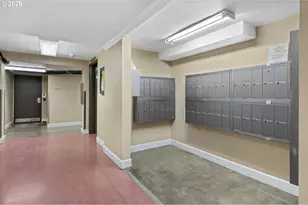 1205 SW Cardinell Dr, Portland, OR 97201 - Photo 31