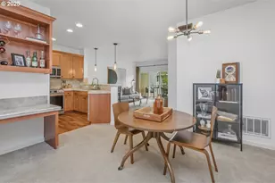 3565 Summerlinn Dr, West Linn, OR 97068 - Photo 9