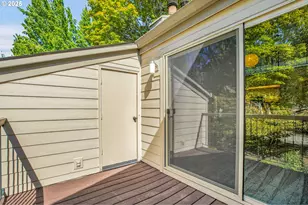 10196 SW Trapper Terrace, Beaverton, OR 97008 - Photo 23