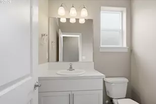 1285 Tirion Ave, Eugene, OR 97404 - Photo 13