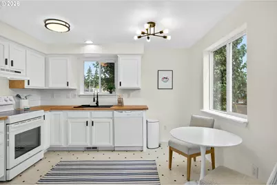 2525 SE 136th, Portland, OR 97236 - Photo 11