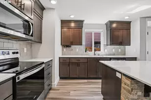 922 NW 175th Wy, Ridgefield, WA 98642 - Photo 15