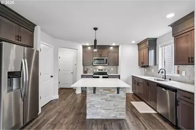 922 NW 175th Way, Ridgefield, WA 98642 - Photo 9