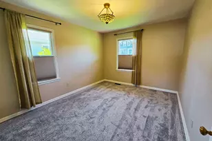 823 W 10th St, The Dalles, OR 97058 - Photo 13