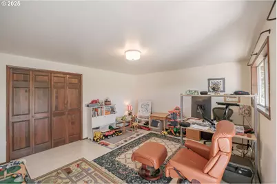 688 Wyatt Ln, Philomath, OR 97370 - Photo 25