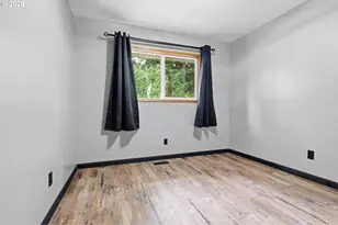 3830 SE 150th Ave, Portland, OR 97236 - Photo 9