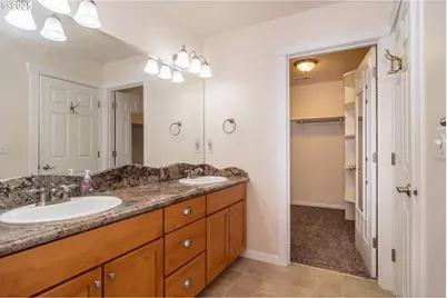 204 Rainbow Ridge Ave, Roseburg, OR 97471 - Photo 25