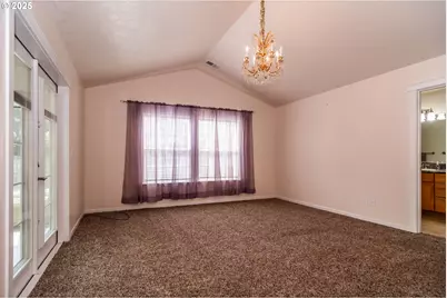 204 Rainbow Ridge Ave, Roseburg, OR 97471 - Photo 21