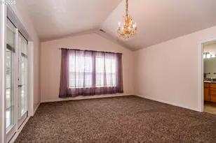 204 Rainbow Ridge Ave, Roseburg, OR 97471 - Photo 21