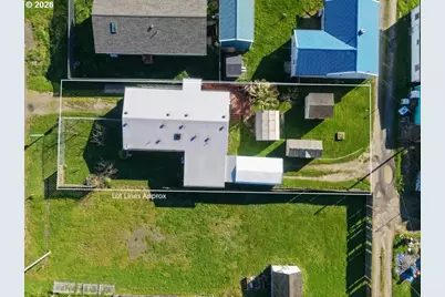 631 2nd Ave, Powers, OR 97466 - Photo 21