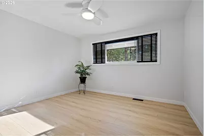 4765 Brookwood St, Eugene, OR 97405 - Photo 25