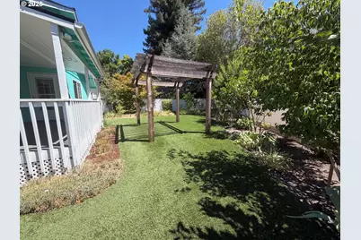 1665 NW Jennifer Ct, Roseburg, OR 97471 - Photo 37