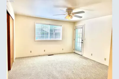 1665 NW Jennifer Ct, Roseburg, OR 97471 - Photo 15