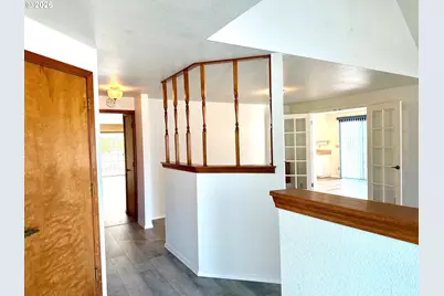 1665 NW Jennifer Ct, Roseburg, OR 97471 - Photo 5