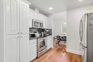 11989 SE Eagle Dr, Clackamas, OR 97015 - Photo 15