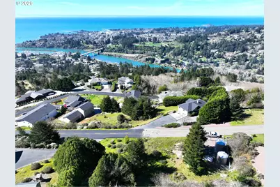 98007 Crown Terrace #7, Brookings, OR 97415 - Photo 11