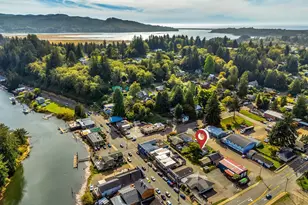 35895 8th St, Nehalem, OR 97131 - Photo 9