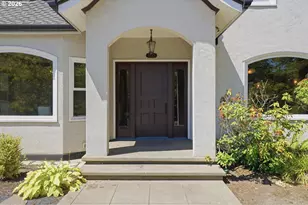 1133 NE 37th Ave, Portland, OR 97232 - Photo 5