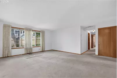 635 NW 8th Pl, Canby, OR 97013 - Photo 5
