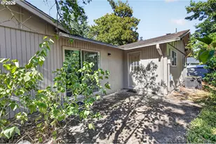 635 NW 8th Pl, Canby, OR 97013 - Photo 11