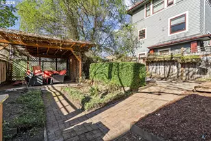 3027 SE Belmont St, Portland, OR 97214 - Photo 17