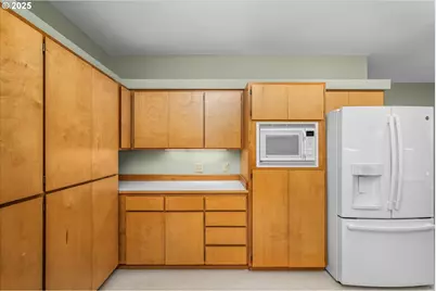 4324 Forsythia St, Springfield, OR 97478 - Photo 13