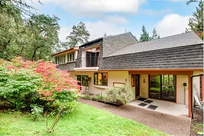 4495 Pinecrest Dr, Eugene, OR 97405 - Photo 41